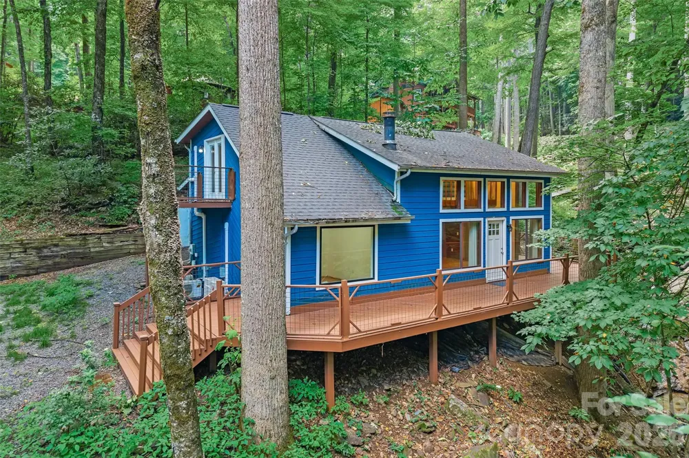 48 Gold Finch Lane Maggie Valley, NC 28751