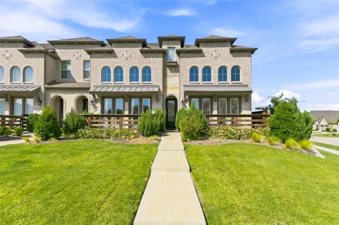 413 Sugarmaple Lane
