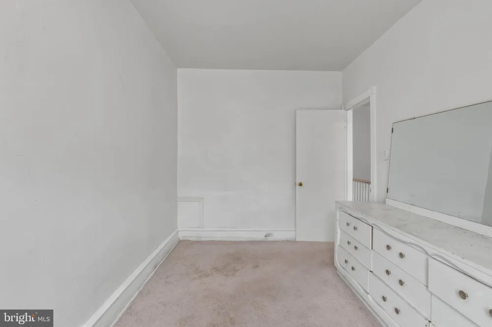 1653 W MENTOR STREET Philadelphia, PA 19141
