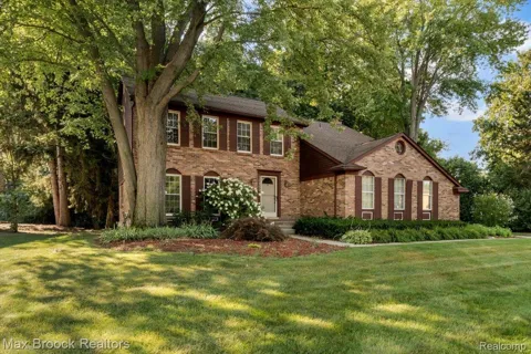 34985 Valley Forge Drive