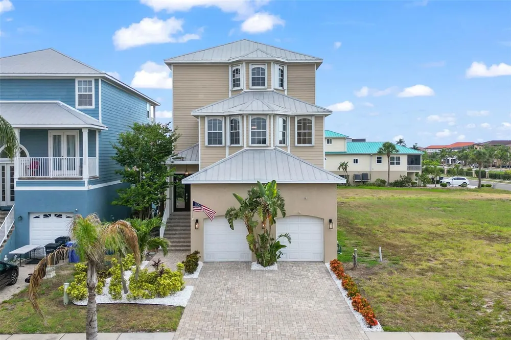 1340 APOLLO BEACH BOULEVARD S Apollo Beach, FL 33572