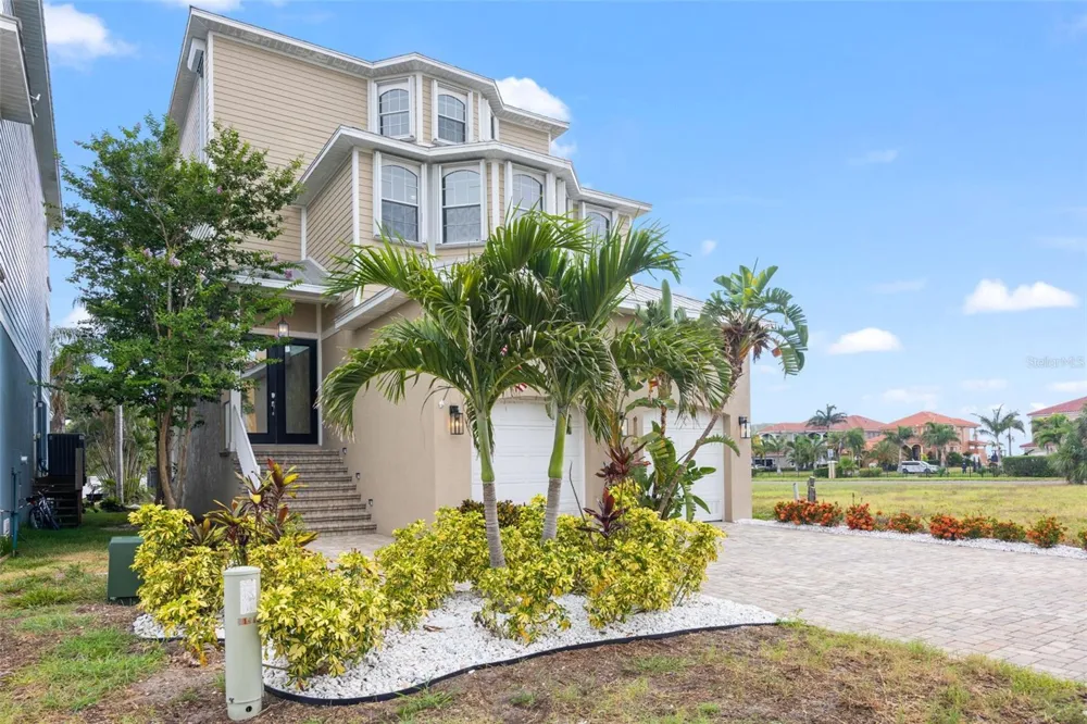 1340 APOLLO BEACH BOULEVARD S Apollo Beach, FL 33572