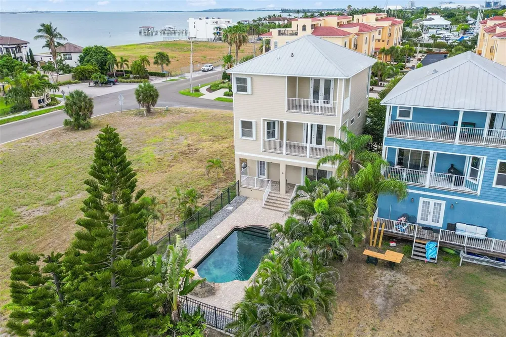 1340 APOLLO BEACH BOULEVARD S Apollo Beach, FL 33572