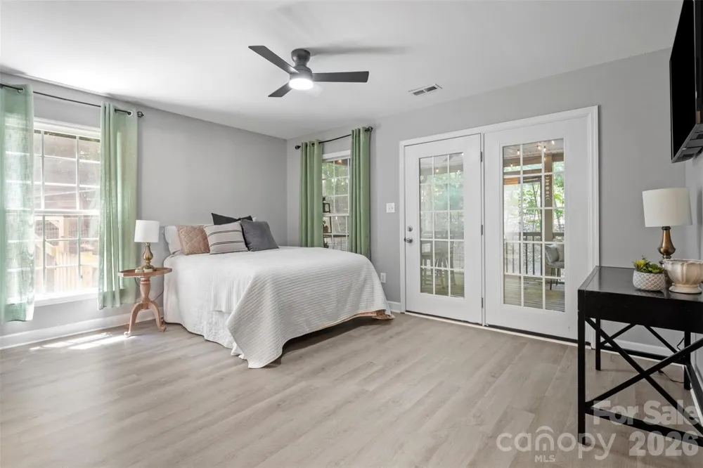 55 Greenwood Acres Drive Mills River, NC 28759