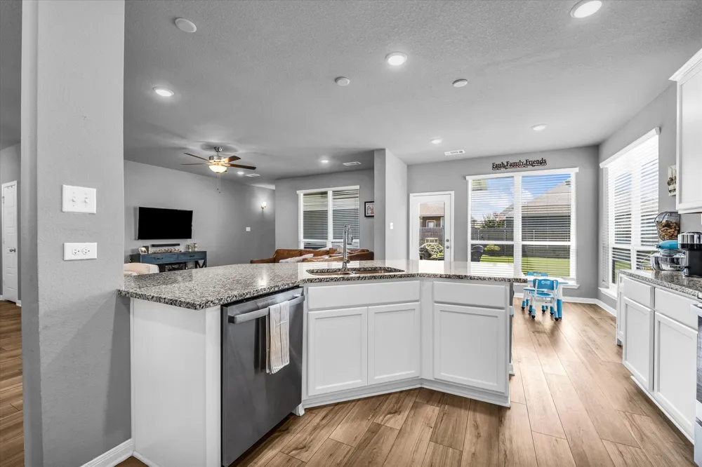 11324 Pallasite Circle Lorena, TX 76655
