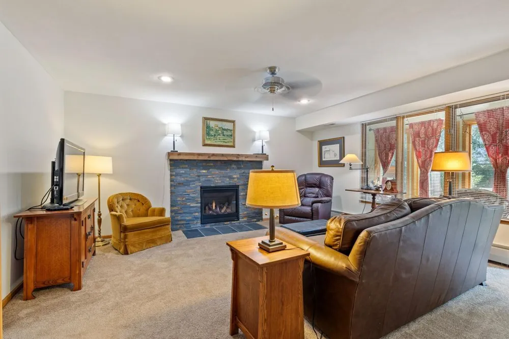 5501 Auto Club Road Bloomington, MN 55437