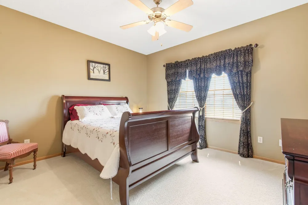 967 176th Street Hammond, WI 54015