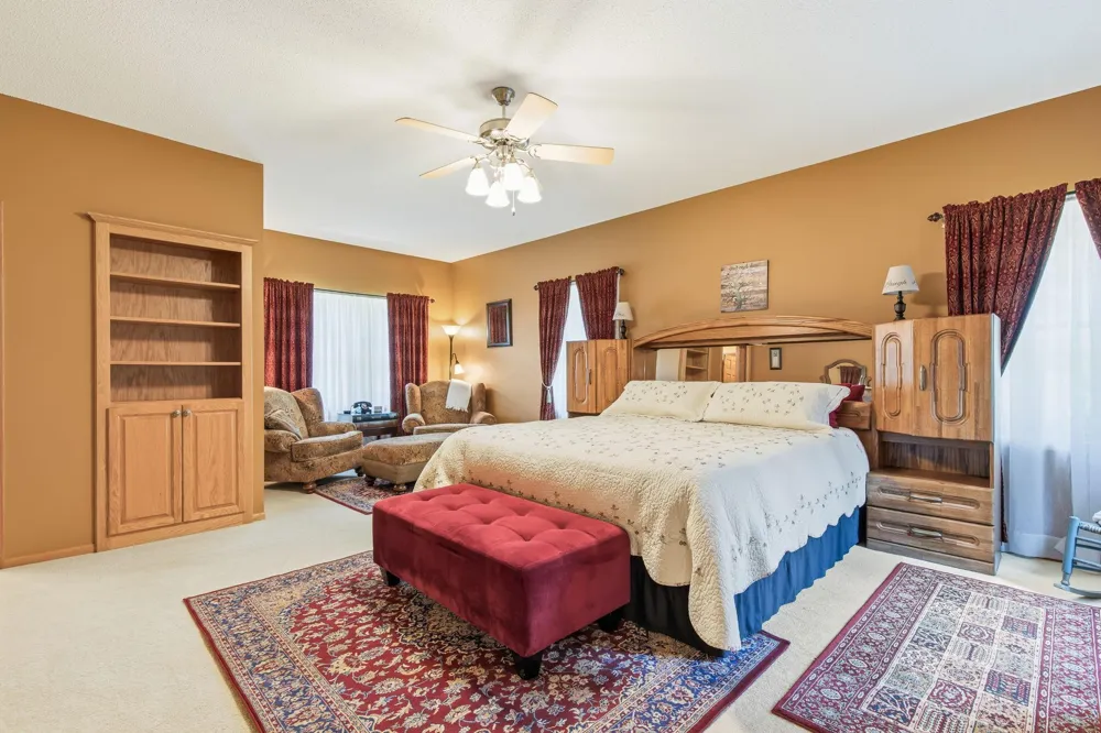 967 176th Street Hammond, WI 54015