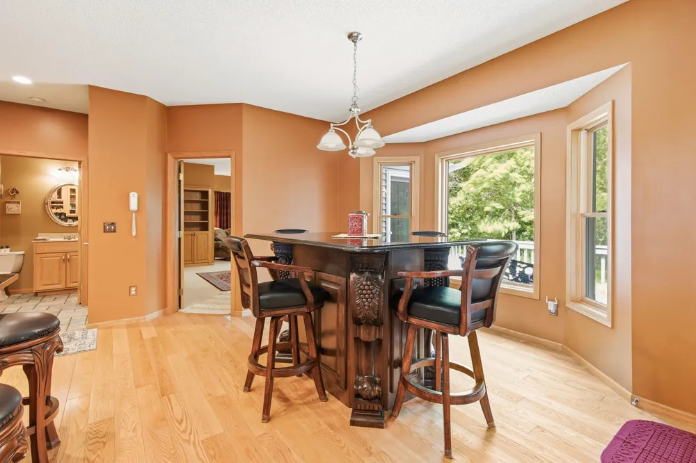 967 176th Street Hammond, WI 54015
