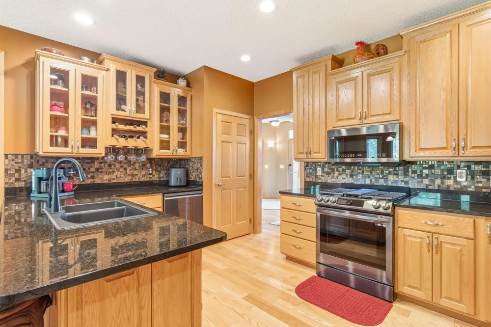 967 176th Street Hammond, WI 54015