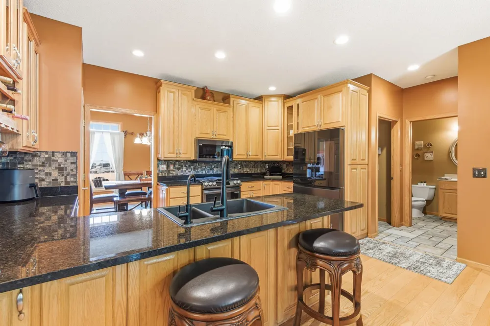 967 176th Street Hammond, WI 54015