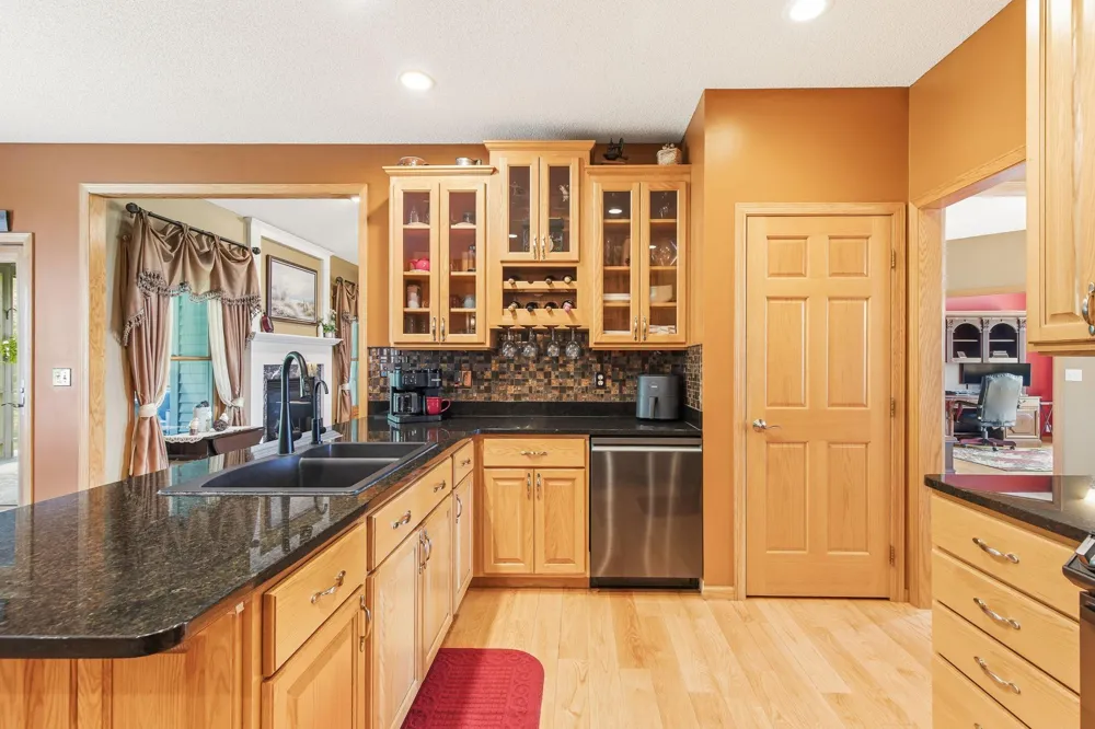 967 176th Street Hammond, WI 54015