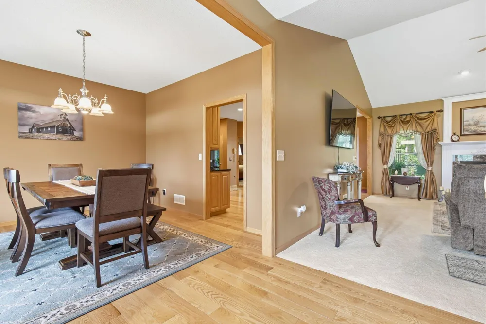 967 176th Street Hammond, WI 54015