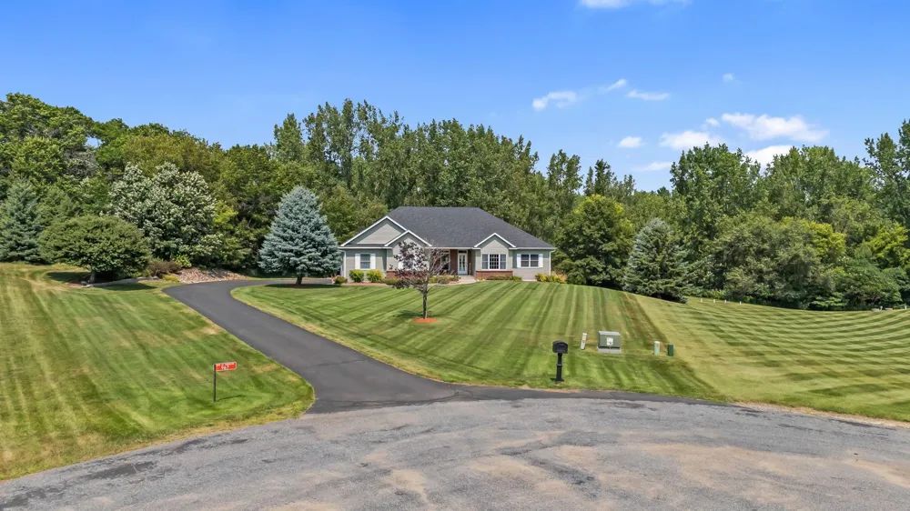967 176th Street Hammond, WI 54015