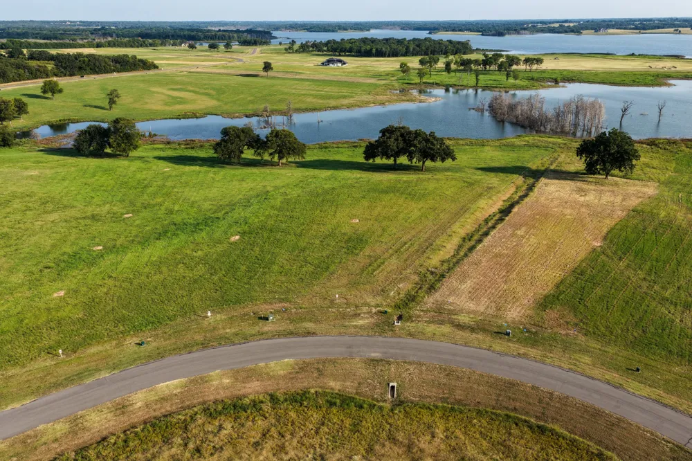 375 Sailview Court Honey Grove, TX 75446