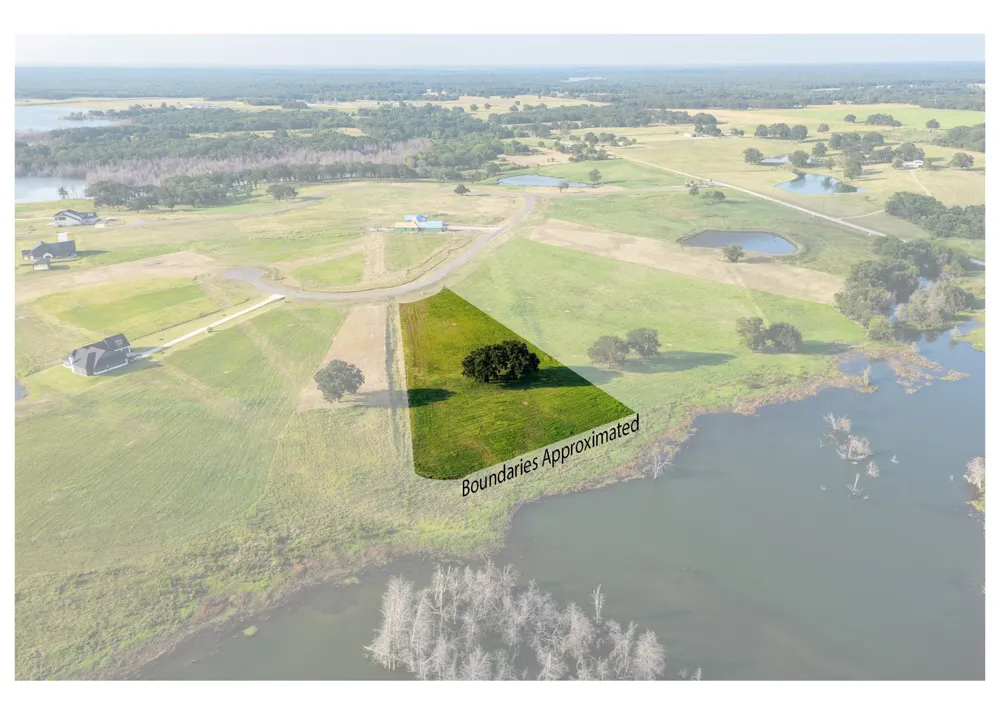 375 Sailview Court Honey Grove, TX 75446