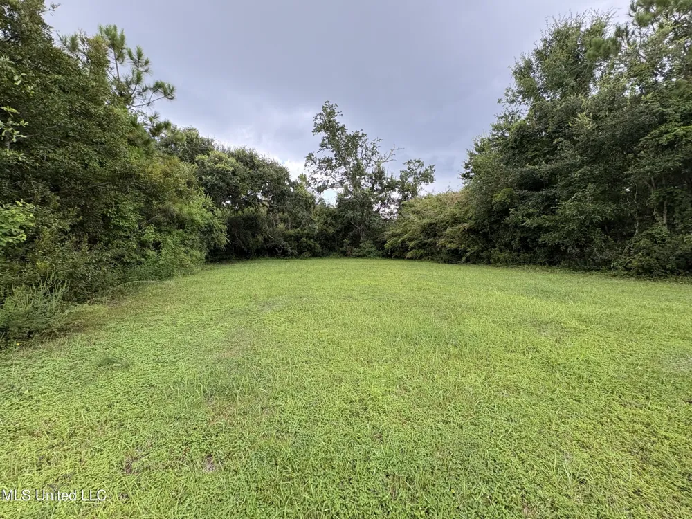 105 Spruce Street Pass Christian, MS 39571