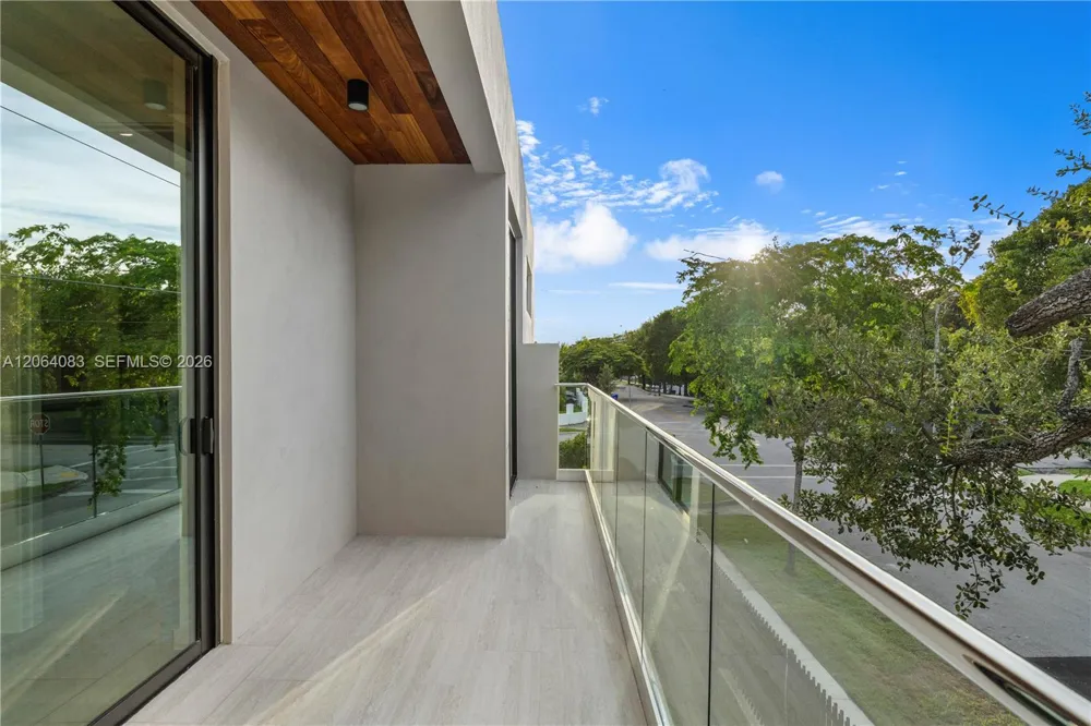 4031 NW 1st Ave Miami, FL 33127