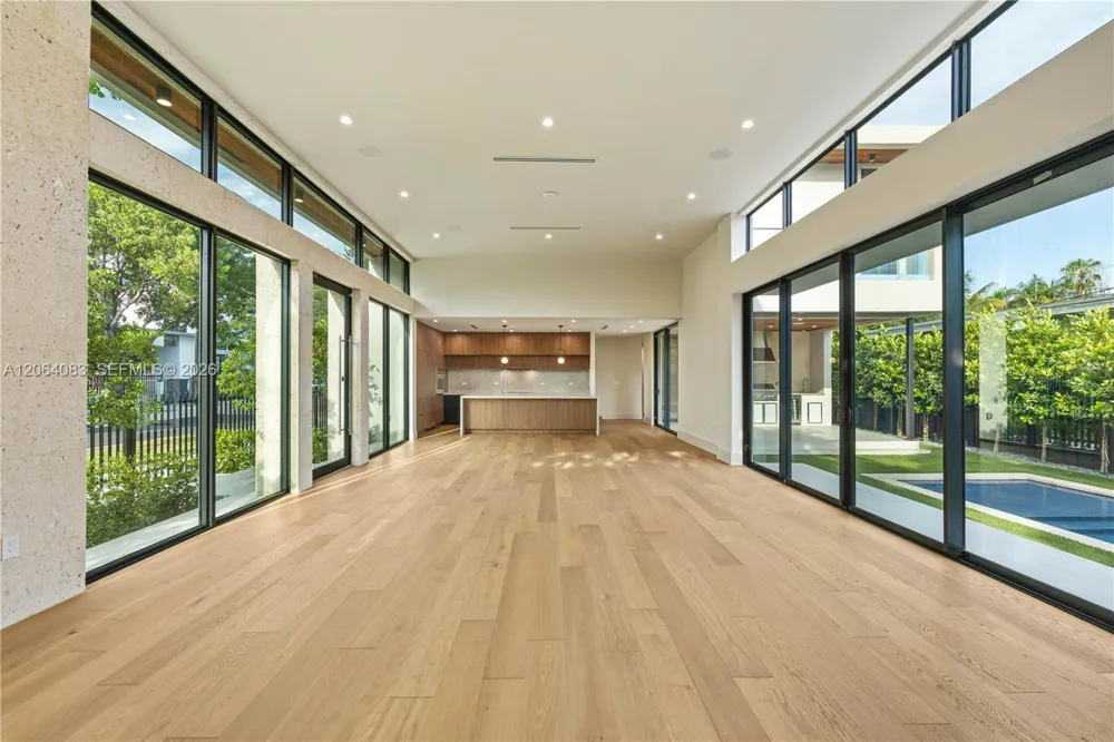 4031 NW 1st Ave Miami, FL 33127