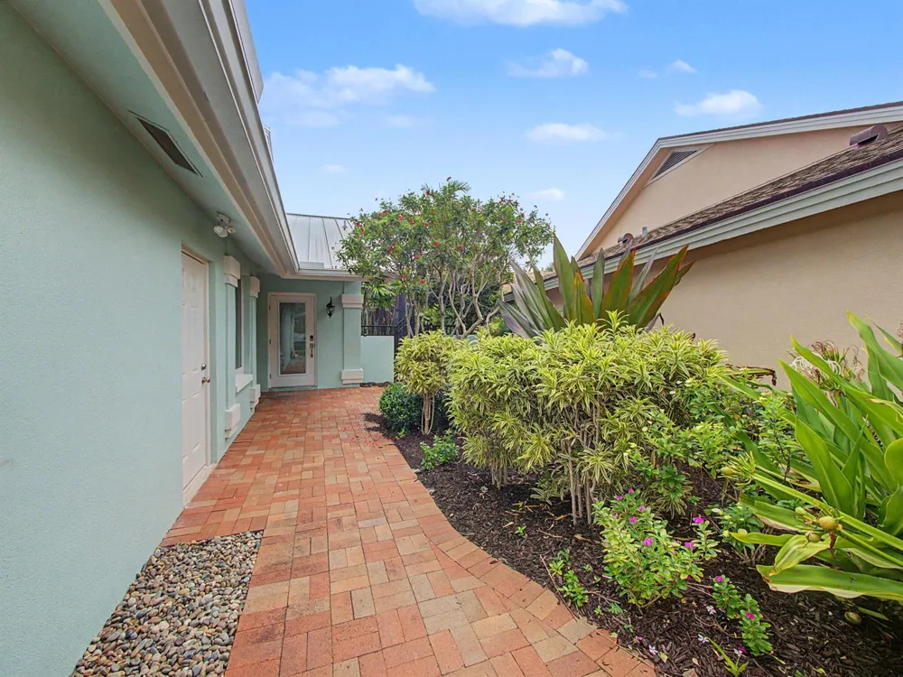 303 LEEWARD DRIVE Jupiter, FL 33477