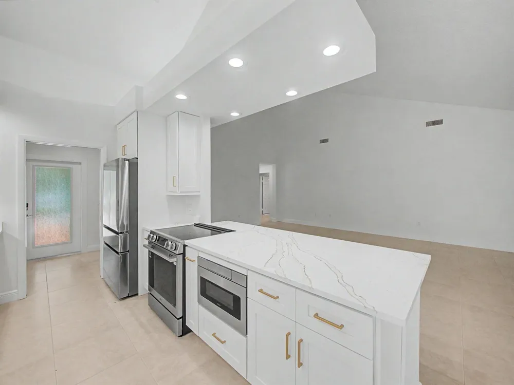 303 LEEWARD DRIVE Jupiter, FL 33477