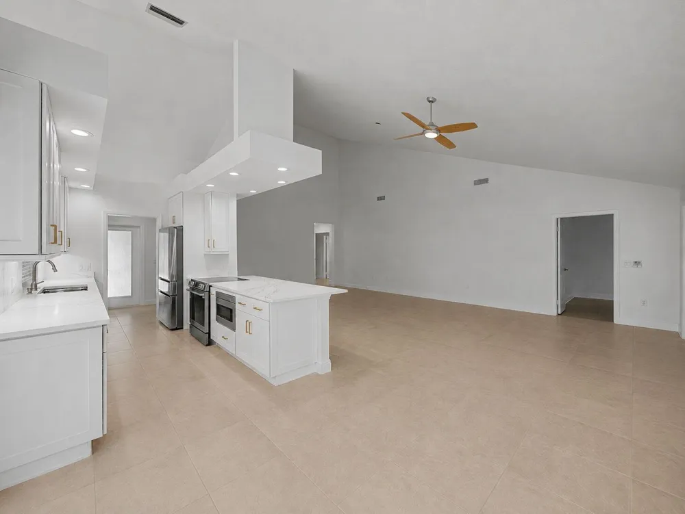 303 LEEWARD DRIVE Jupiter, FL 33477