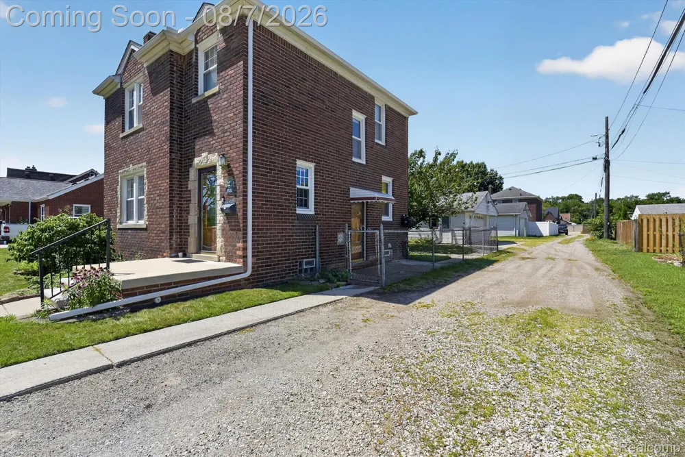 1830 19th Street Wyandotte City, MI 48192