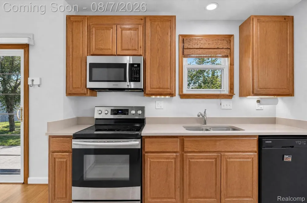 1830 19th Street Wyandotte City, MI 48192