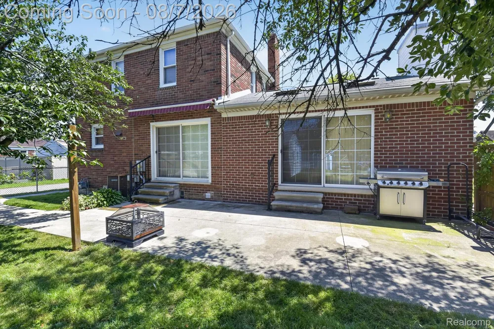 1830 19th Street Wyandotte City, MI 48192