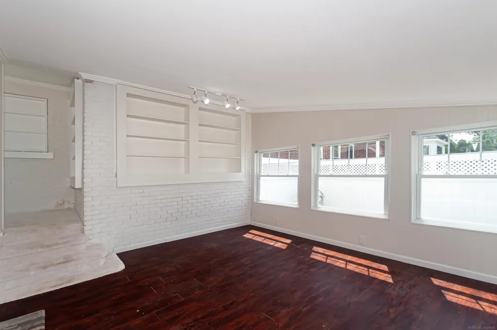 891 Washington Road Grosse Pointe City, MI 48230