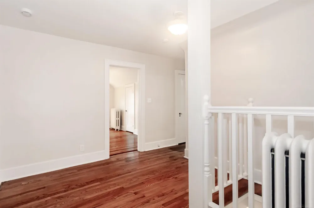 891 Washington Road Grosse Pointe City, MI 48230