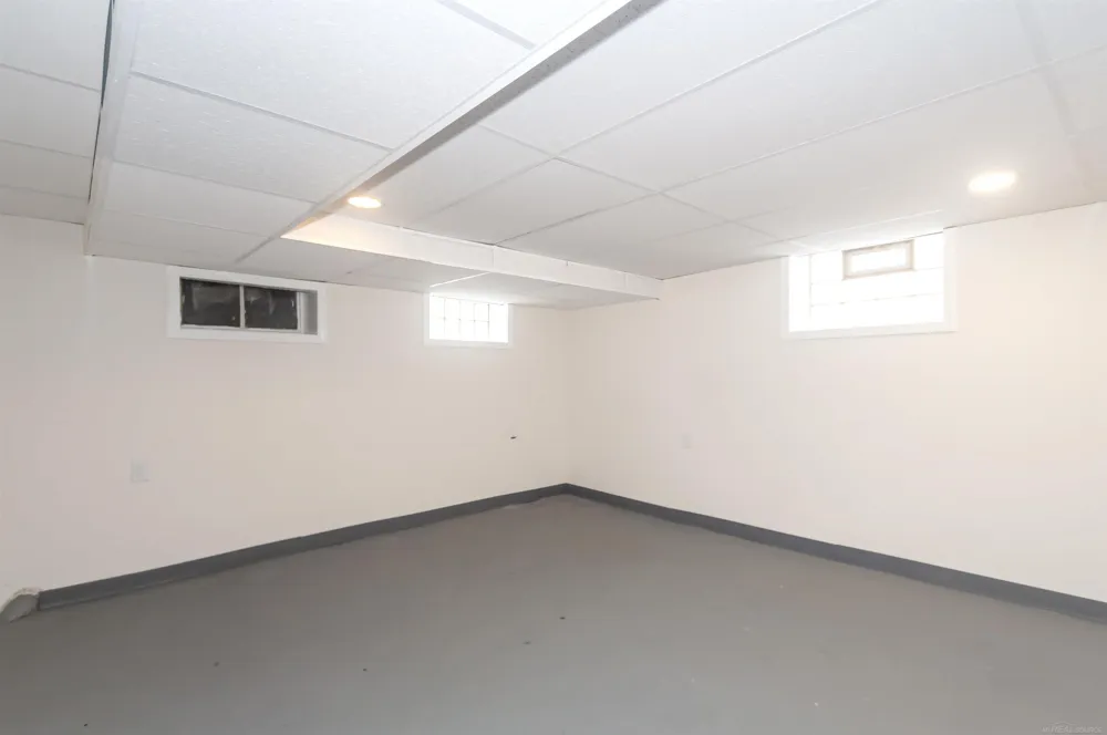 891 Washington Road Grosse Pointe City, MI 48230