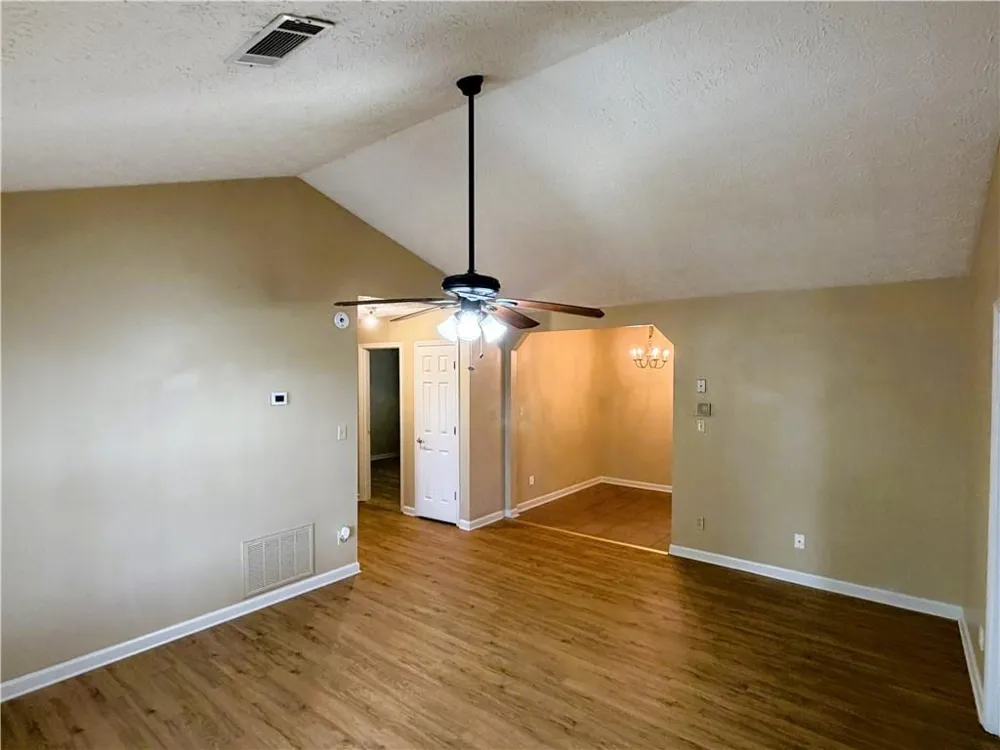 122 Oriole Drive Jonesboro, GA 30238