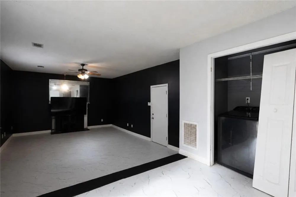 4127 Kingship Drive Ellenwood, GA 30294