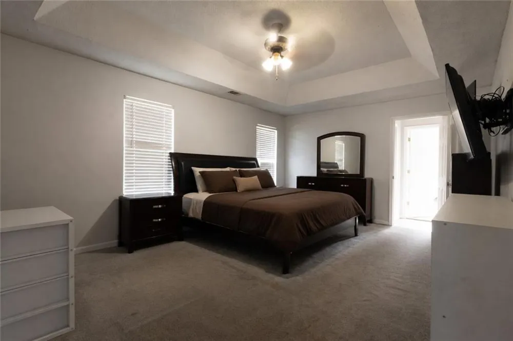 4127 Kingship Drive Ellenwood, GA 30294