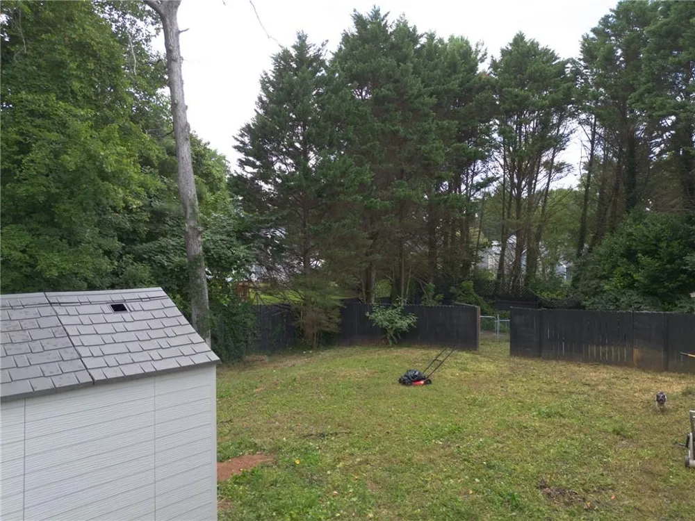4127 Kingship Drive Ellenwood, GA 30294