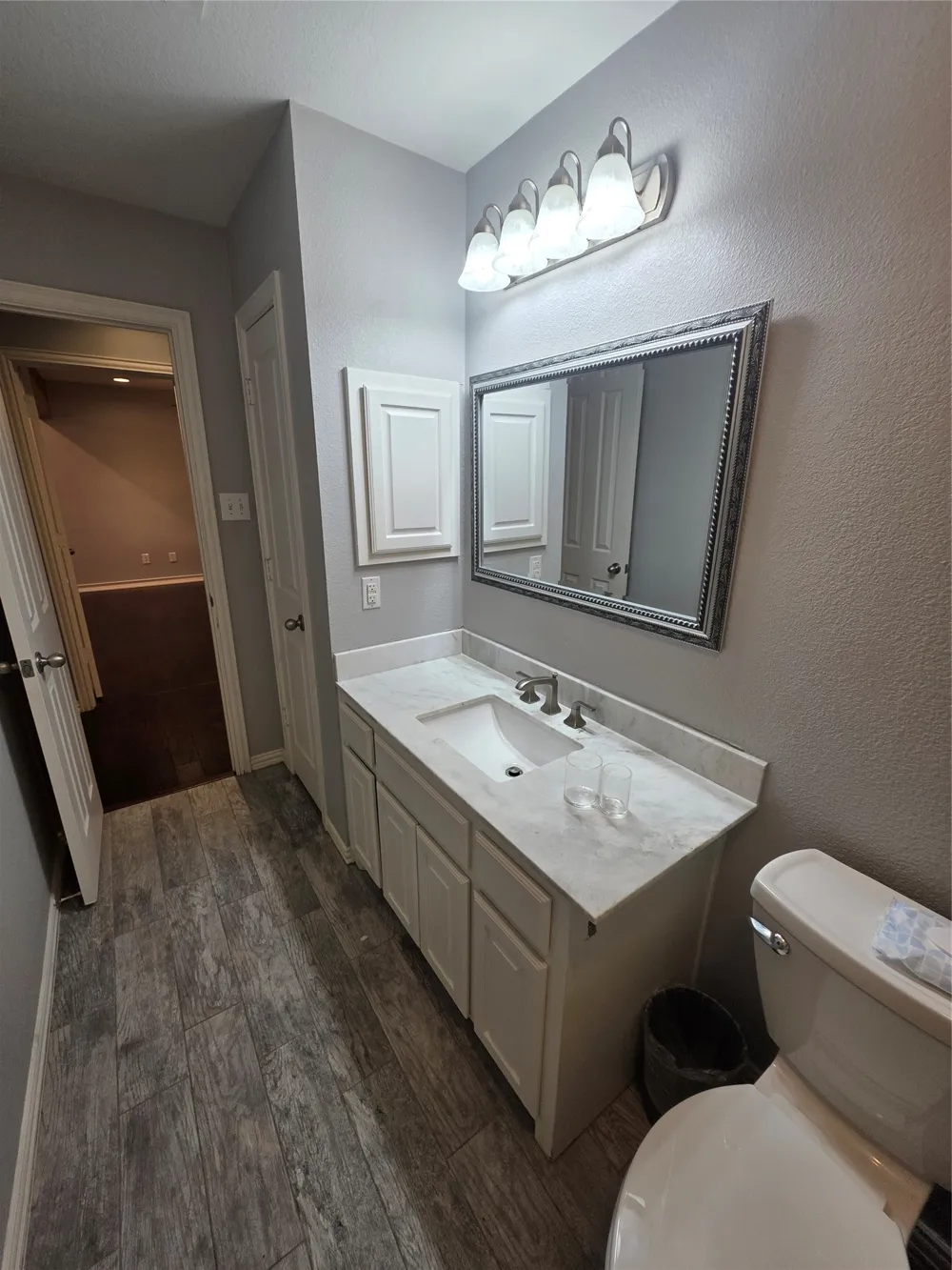2717 Cliffwood Drive Grapevine, TX 76051
