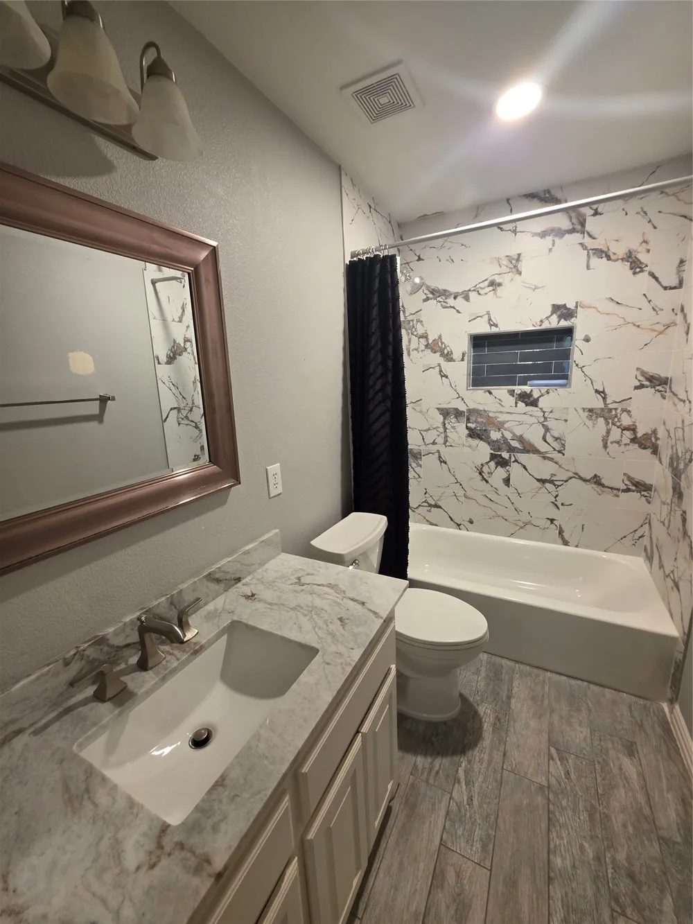 2717 Cliffwood Drive Grapevine, TX 76051