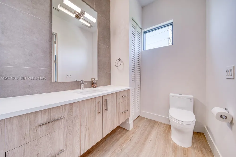 1500 SW 149th Ter Davie, FL 33326