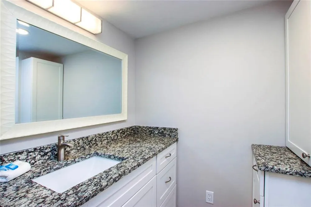 5321 Bayside Villas Captiva, FL 33924