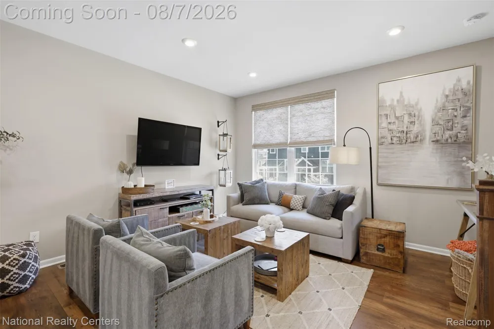 220 Sydney Court Plymouth City, MI 48170