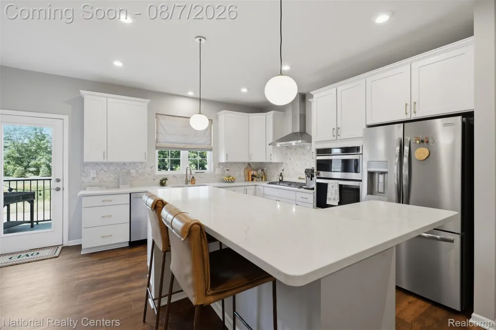 220 Sydney Court Plymouth City, MI 48170