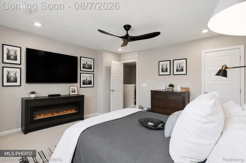 220 Sydney Court Plymouth City, MI 48170