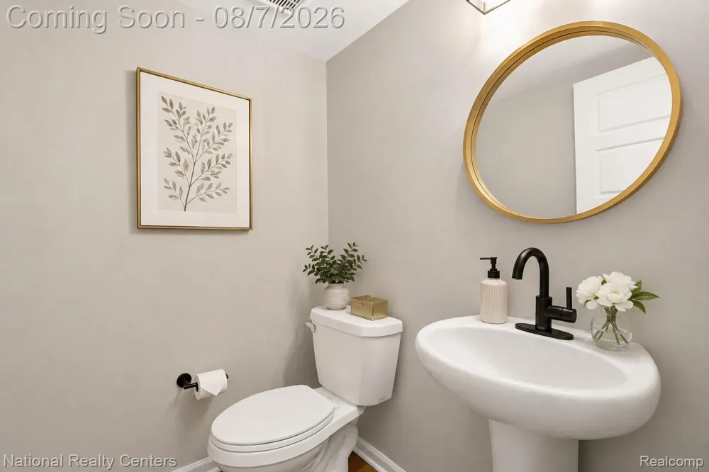 220 Sydney Court Plymouth City, MI 48170