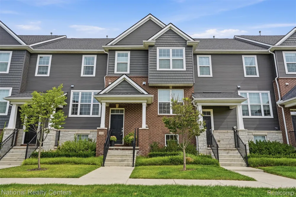 220 Sydney Court Plymouth City, MI 48170