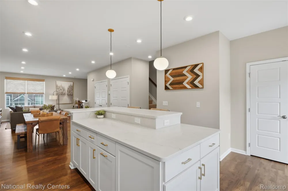 220 Sydney Court Plymouth City, MI 48170