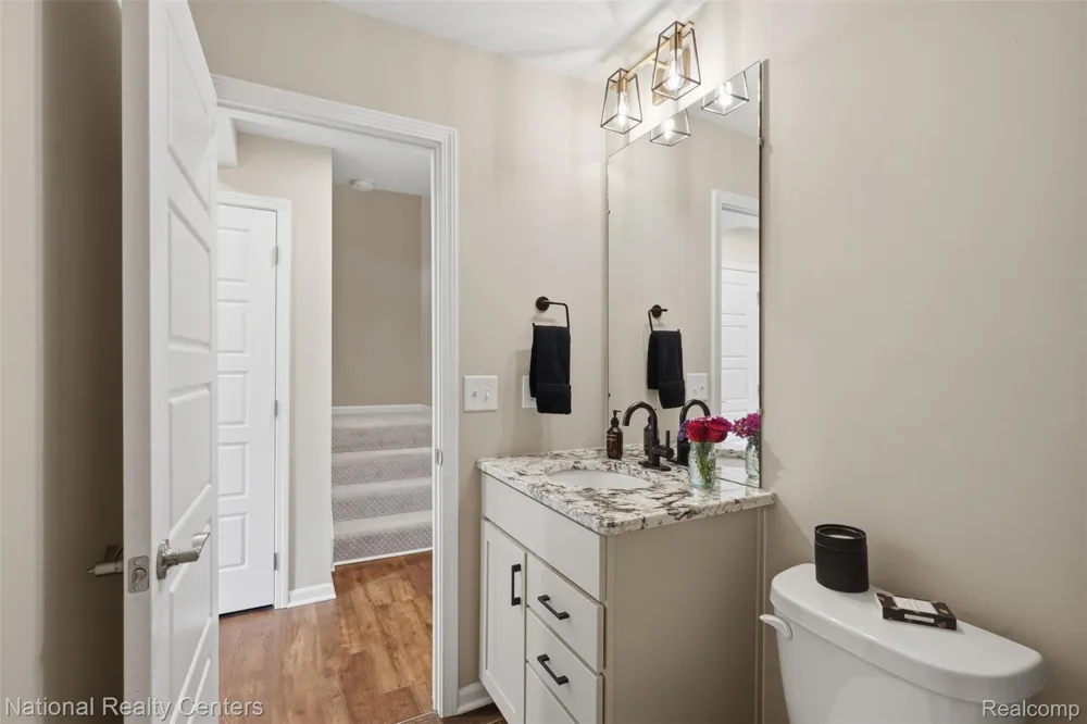 220 Sydney Court Plymouth City, MI 48170