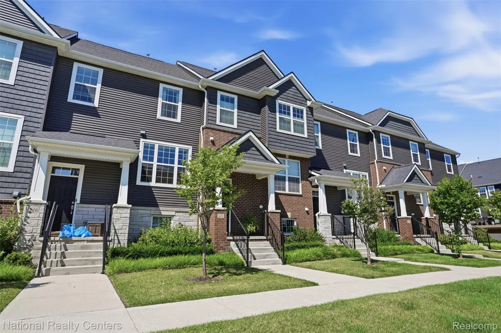 220 Sydney Court Plymouth City, MI 48170