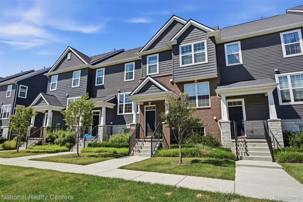 220 Sydney Court Plymouth City, MI 48170