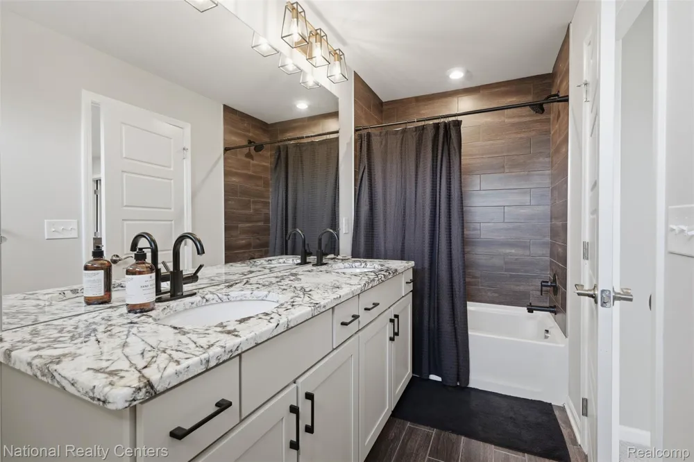 220 Sydney Court Plymouth City, MI 48170